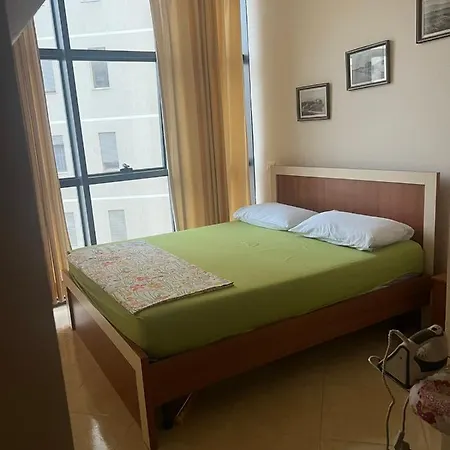 Mimi's * Vlorë